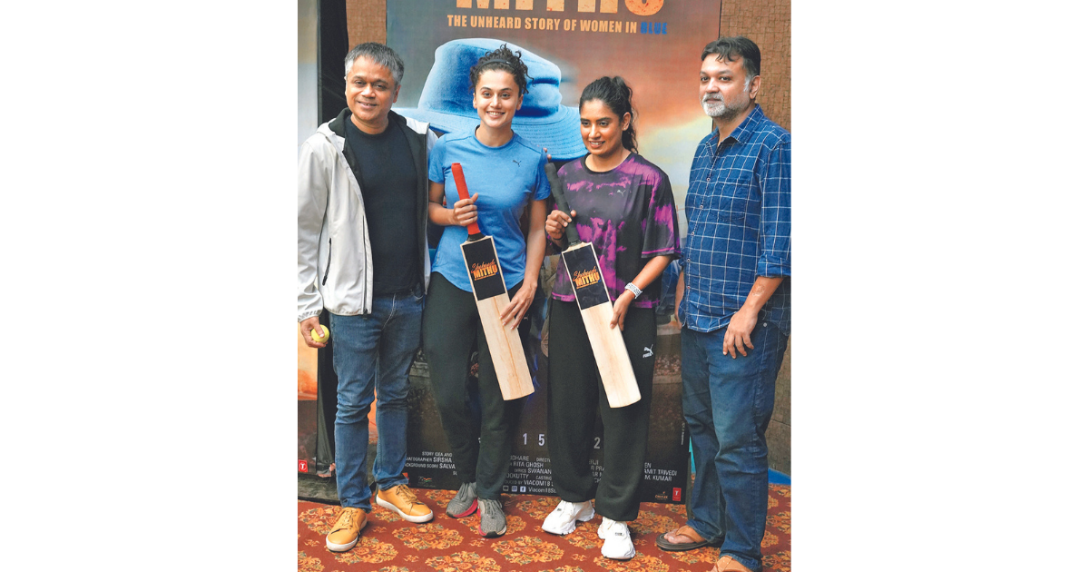 MITHALI RAJ AND TAAPSEE PANNU’S FRIENDLY MATCH